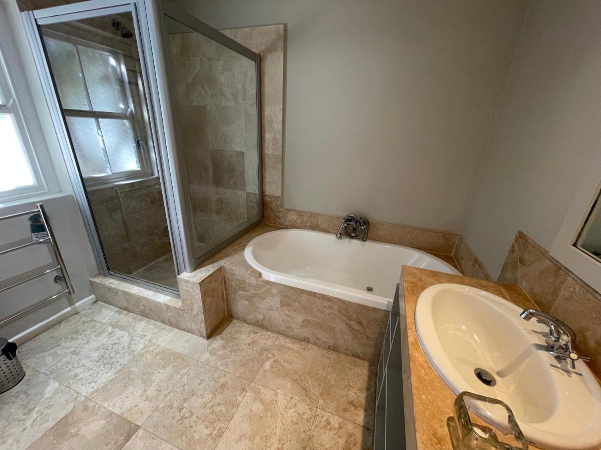 هيرمانوس 11 Westcliff Rentals المظهر الخارجي الصورة